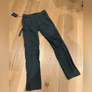 Men’s kuhl pants